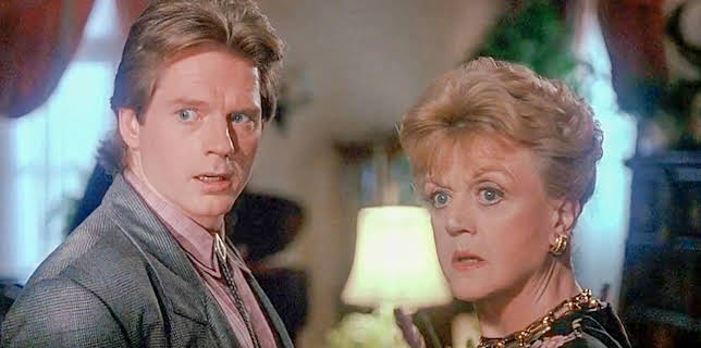 10:00 AM: Murder She Wrote (S6 E15) (S6) | 5 Select | 12/18 2025