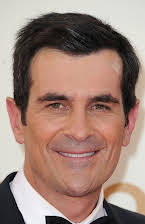 Ty Burrell como 