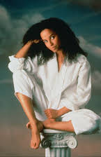 Rae Dawn Chong como 