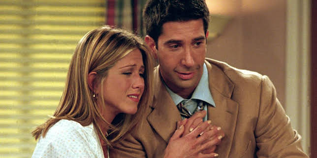 15:20: Friends (S8 E3) (S8) | TV3 | 1/29 2026