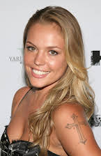 Agnes Bruckner som Nichole