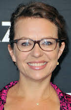 Sophie Goodhart som Director