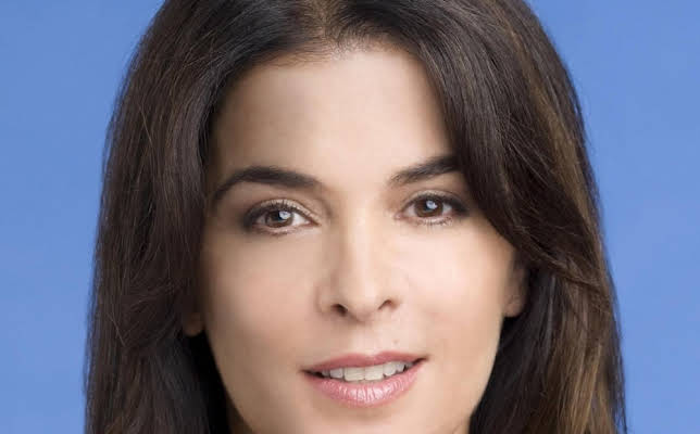 Annabella Sciorra