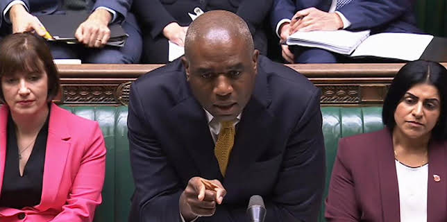 3:05 PM: Prime Minister's Questions | BBC Parliament | 11/9 2025