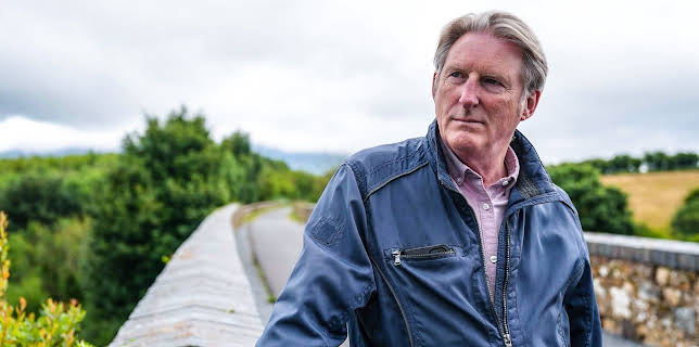 Adrian Dunbar's Scenic Ireland
