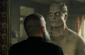 30 Coins, Season 1: The Mirror