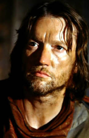 Luke Askew as 