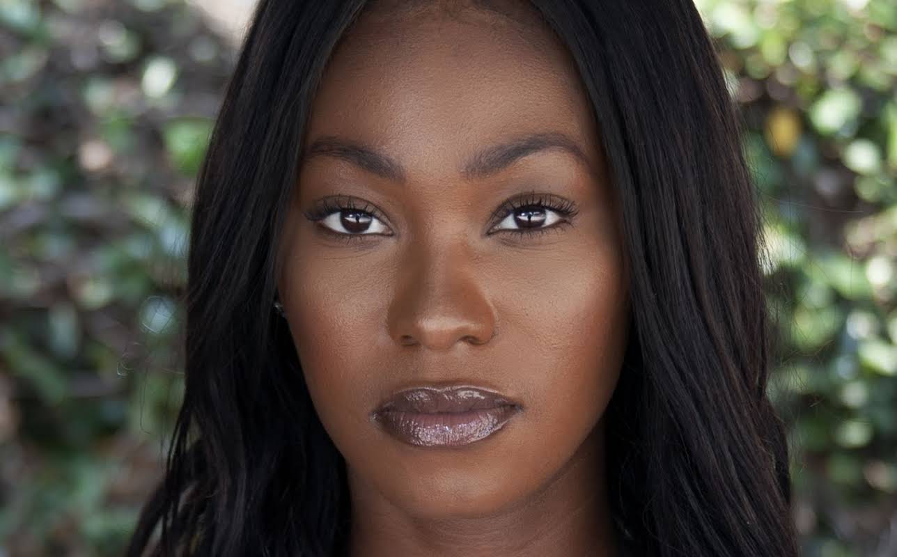 Monique StaTeena