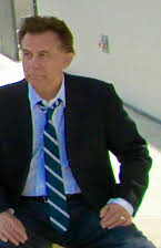 Jon Van Ness como Zaranska