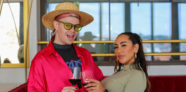 5:00 PM: Celebrity Coach Trip | E4 | 3/12 2026