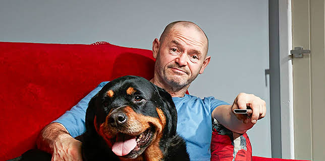 9:00 PM: Gogglebox | E4 | 11/19 2025