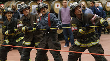 03:00: Chicago Fire (S5 E9) (S5) | Viasat Series | 10/1 2026