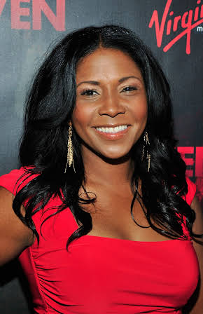 Kelli Kirkland as 