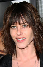Kate Moennig som 