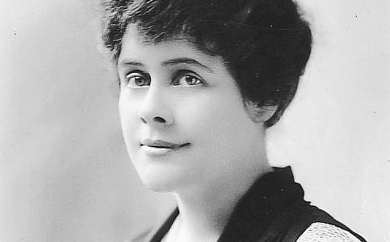 Janet Beecher