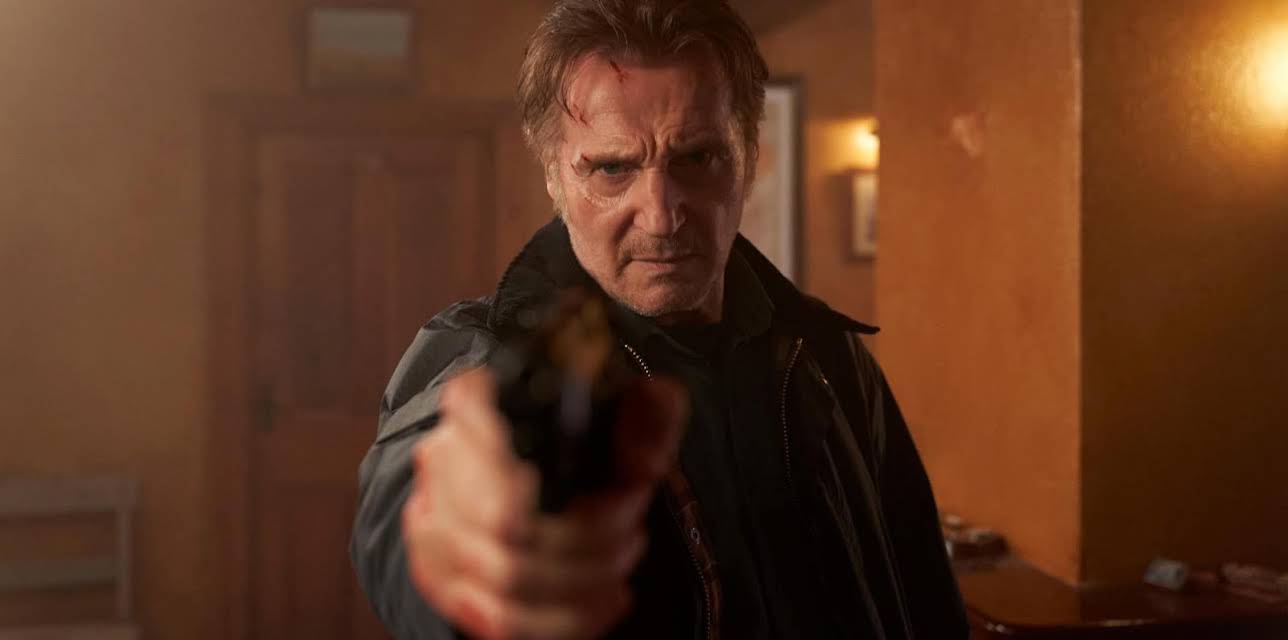 In the Land of Saints and Sinners (2023)