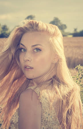 Jessica Preddy as Park Hill Bartender