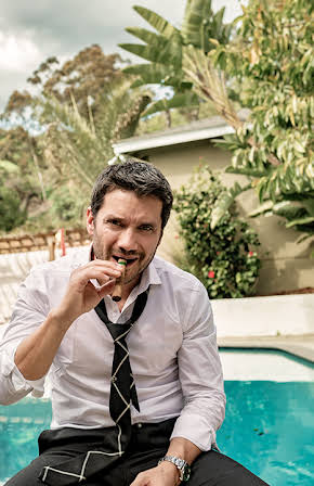 Dominic Zamprogna as 