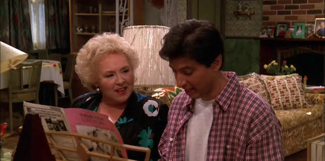 13:45: Alle elsker Raymond (S2 E15) (S2) | TV3 | 2/16 2026