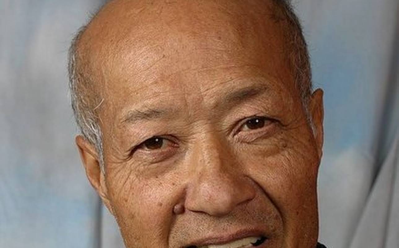 Aki Aleong