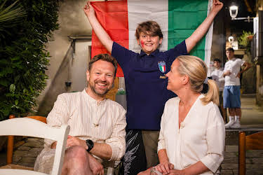 18:35: Solveig og Johns dolce villa (S1 E6) (S1) | TVNorge | 4/3 2026