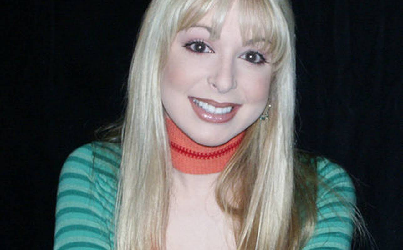 Lisa Foiles
