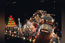 The Uplift: Season 2022: The Uplift: Holiday lights