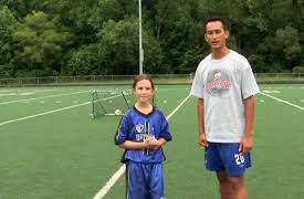 One Minute Sports Clinic: Season 1: Soccer: Dribbling (Level 1)