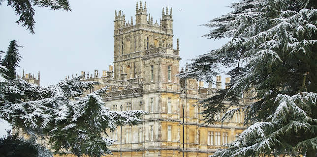1:10 PM: Christmas at Highclere Castle | Channel 4 | 12/4 2025