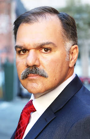 Ludwig Manukian as 