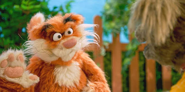 12:45 PM: Dodge's Pup School (S1) | Cbeebies | 11/30 2025