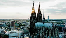 Der Kölner Dom - Gotischer Superbau am Rhein