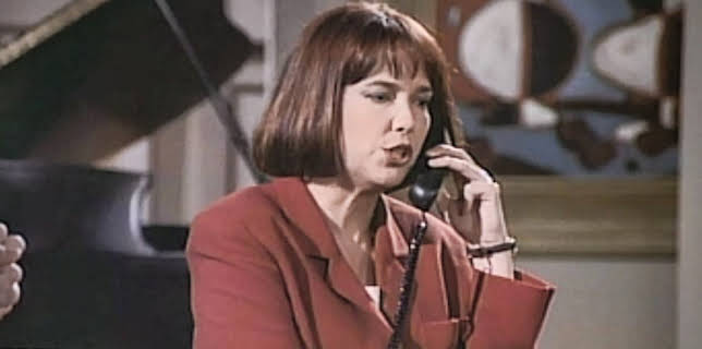 9:40 AM: Frasier | Channel 4 | 11/28 2025