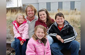 Sister Wives Season 1: Wives on the Move