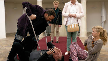 01:00: Vorstadtweiber | MDR Fernsehen | 5/5 2026