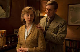 My Mother and Other Strangers Season 1: Episode 3