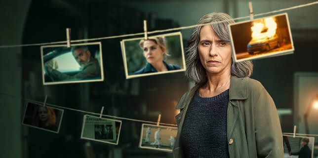 Sara - Woman in the Shadows