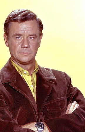 Marshall Thompson as 