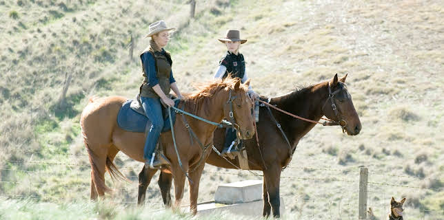 09:05: McLeods døtre (S7 E26) (S7) | TV6 | 12/4 2025