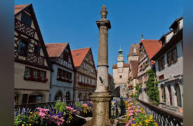 The Great Tours: Experiencing Medieval Europe: Rothenburg: Jewel on the Romantic Road