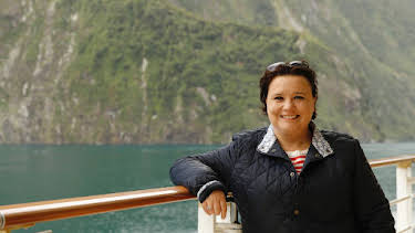 1:05 PM: Cruising with Susan Calman (S4 E4) (S4) | Channel 5 | 8/23 2026