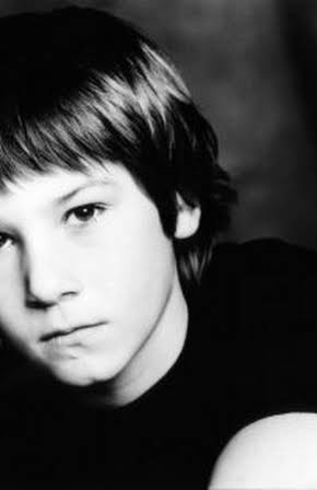 Alex Neuberger as 