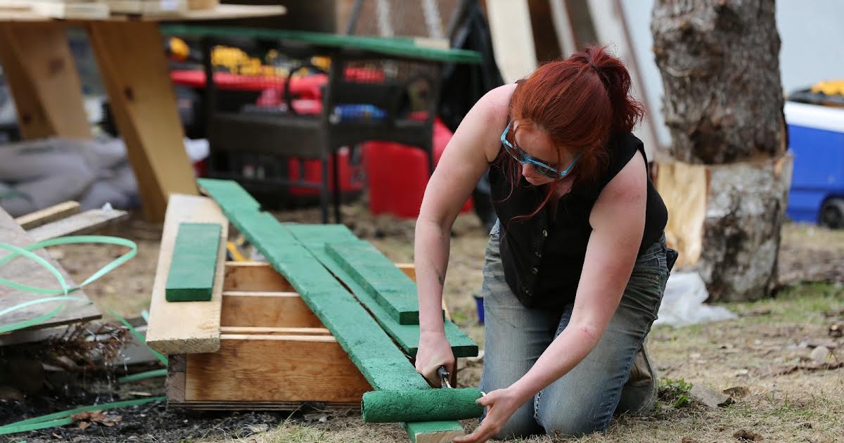 21/6 17:50 | Homestead Rescue på Discovery Channel
