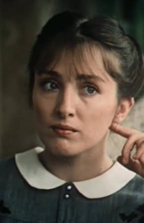 Valentina Yakunina as Drunken Female IMF Agent