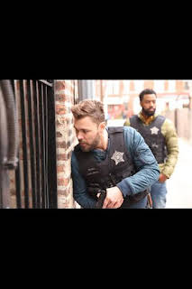 01:23: Chicago P.D. (T9): Ep.9 Una salida | Calle 13 | 7/21 2026