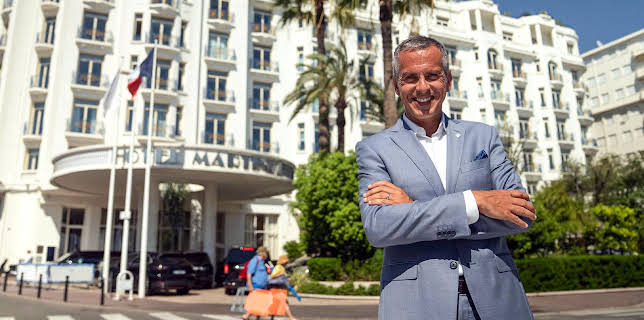 3:50 AM: Billionaire Resorts: On Holiday with the Super Rich | Channel 5 | 12/3 2025