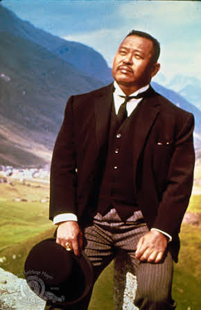 Harold Sakata as 
