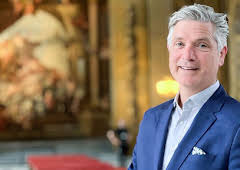 Secrets of The Royal Palaces