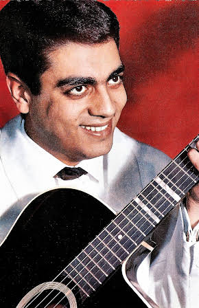 Enrico Macias as 
