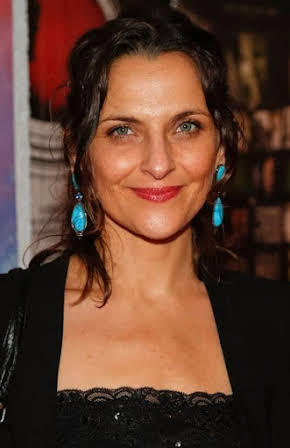 Antonia Zegers as 